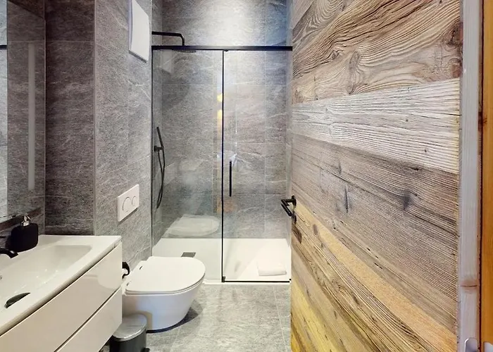 Bostan - 3 Bedroom In The Heart Of Lejlighed *